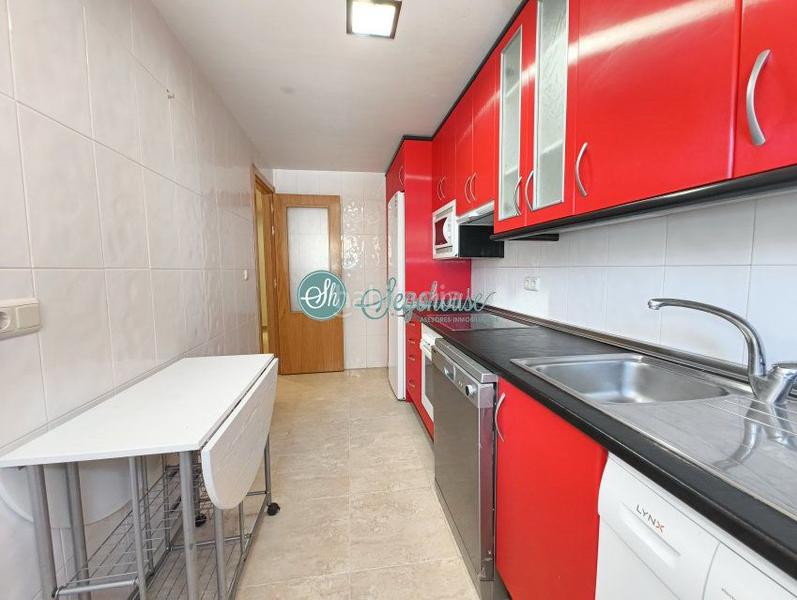 Foto 8afdeafc-8f01-4ce4-a50c-e73840d5d2e1. Etagenwohnung mit heizung parking in Bernuy de Porreros