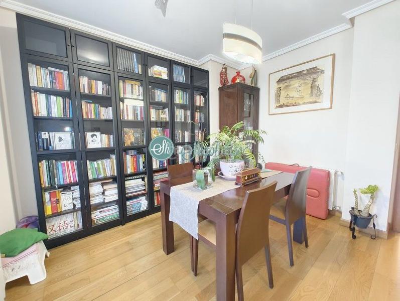 Foto 2557383d-68fd-483a-814a-00b5f92dd68d. Chalet con riscaldamento parcheggio in Área Rural Segovia