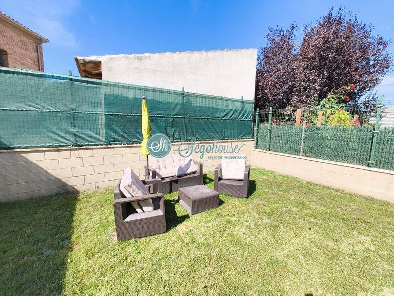 Foto 46518906-a897-43a3-a661-d830c9675c71. Chalet con riscaldamento parcheggio in Área Rural Segovia