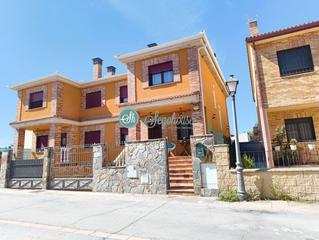 Xalet a Área Rural. Chalet en venta en fuentemilanos, 5 dormitorios.