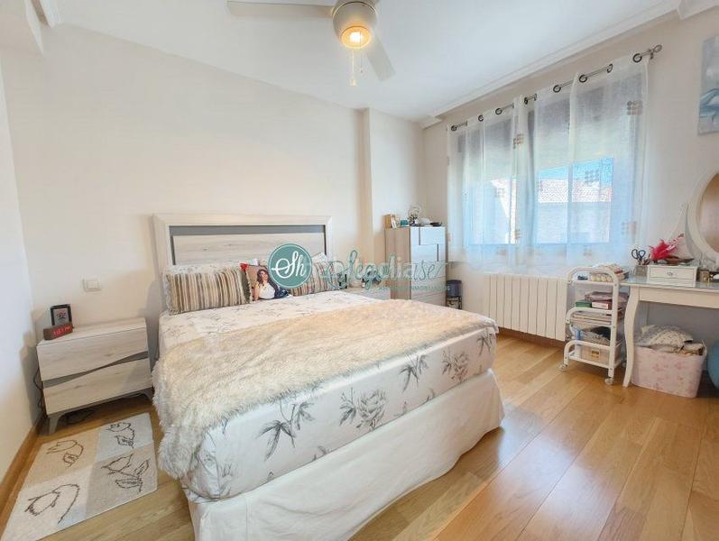 Foto c588b23c-f8e6-4a9d-b875-36cd809e8a1a. Chalet con riscaldamento parcheggio in Área Rural Segovia