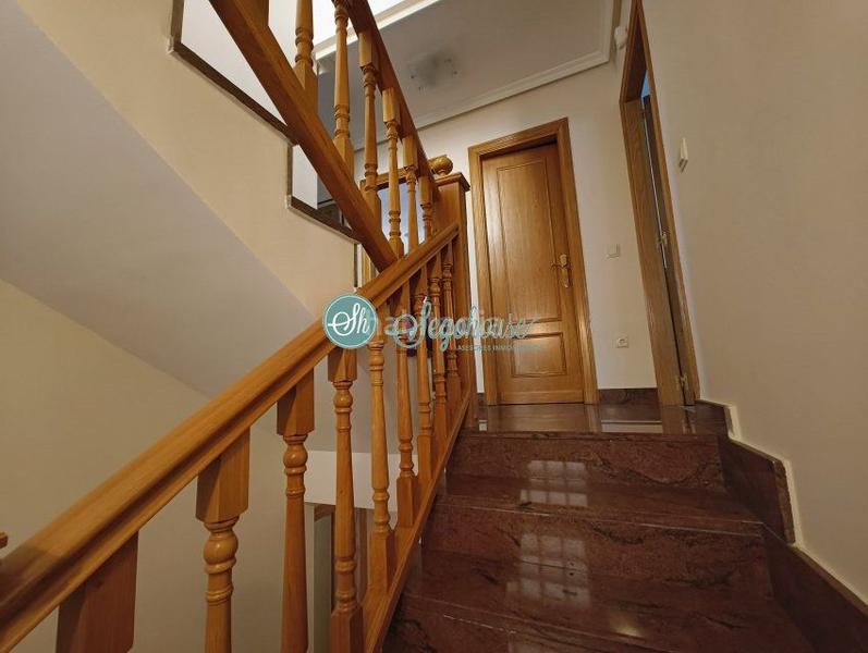 Foto fa1f386c-cfcf-433a-8cea-ccd51a707ffe. Chalet con riscaldamento parcheggio in Área Rural Segovia