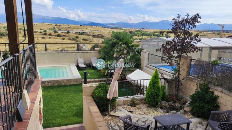 Foto 353f3c64-c002-43e3-a136-bf3ed7c13376. Chalet mit heizung parking in Lastrilla (La)