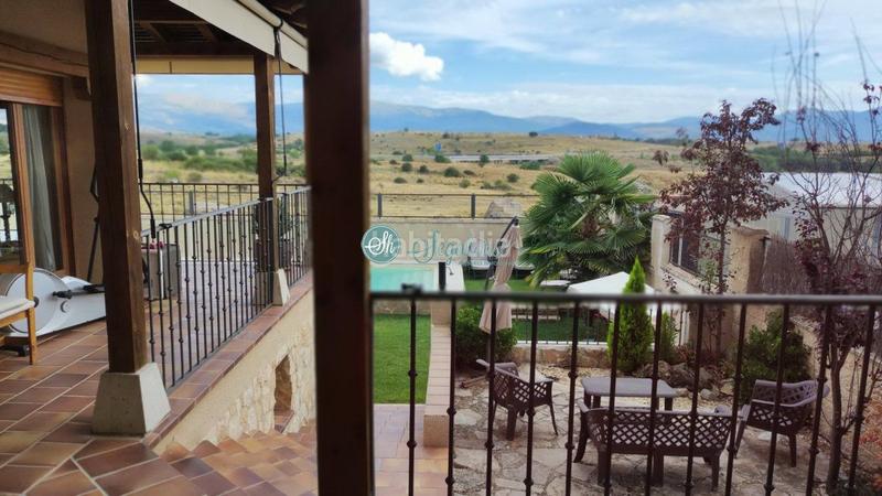 Foto 4000376e-c009-4cb7-9e43-ca1f13e285be. Chalet mit heizung parking in Lastrilla (La)