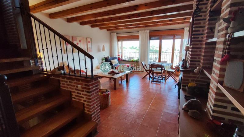 Foto 669c0bbf-25c1-491e-8e56-59225ecb4600. Chalet mit heizung parking in Lastrilla (La)