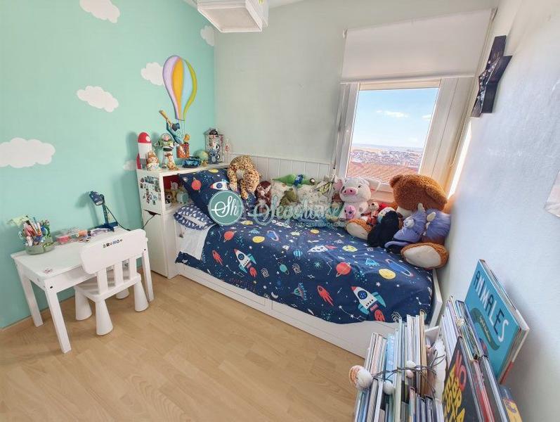 Foto 4599565c-cacf-4dee-966e-2466b4d98681. Appartement avec chauffage dans Sector Plaza de Toros Segovia