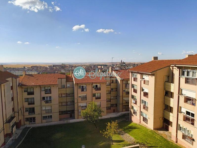 Foto 7415962b-72ea-4233-a679-8e4da7b9e85f. Appartement avec chauffage dans Sector Plaza de Toros Segovia