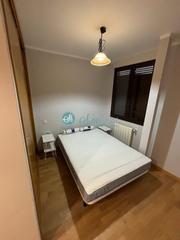 Miete Etagenwohnung in Espirdo. Piso en alquiler en espirdo, 1 dormitorio.