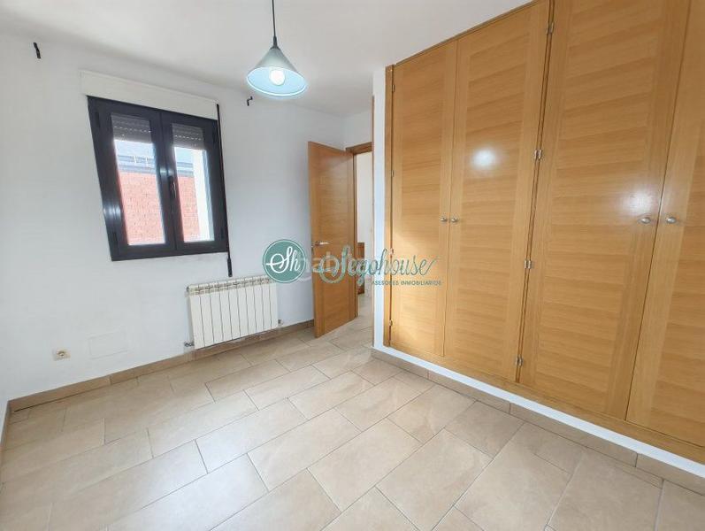 Foto 3dce3327-6d98-4988-9647-4a2e954a4df4. Xalet amb calefacció aparcament a Trescasas