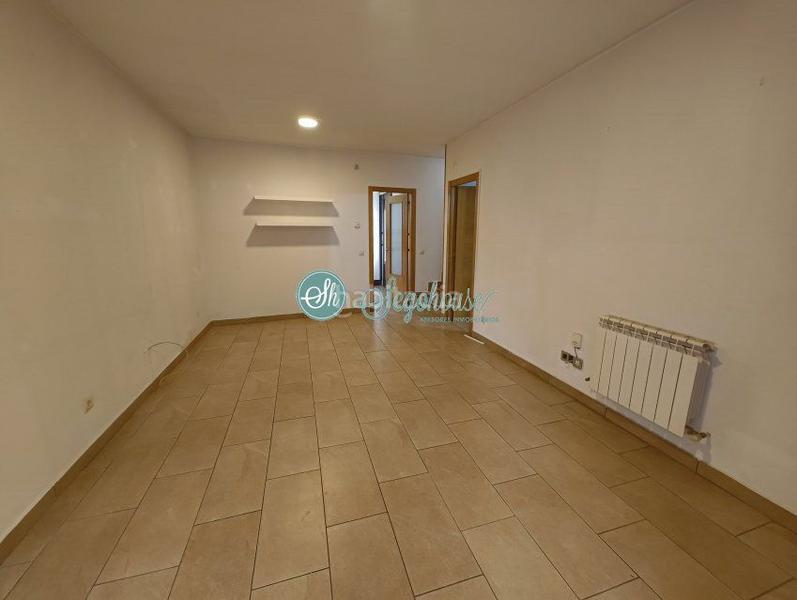 Foto 44cdaf63-66c7-47a7-af92-3149b6a0056a. Xalet amb calefacció aparcament a Trescasas