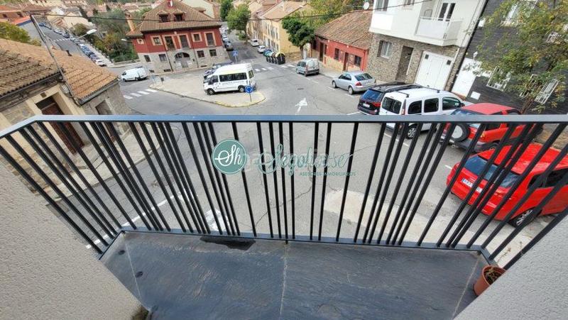 Foto 29049294-fab1-4a63-a5ca-cd80cde89f6c. Alquiler piso  en alquiler en san lorenzo, 5 dormitorios. en Segovia