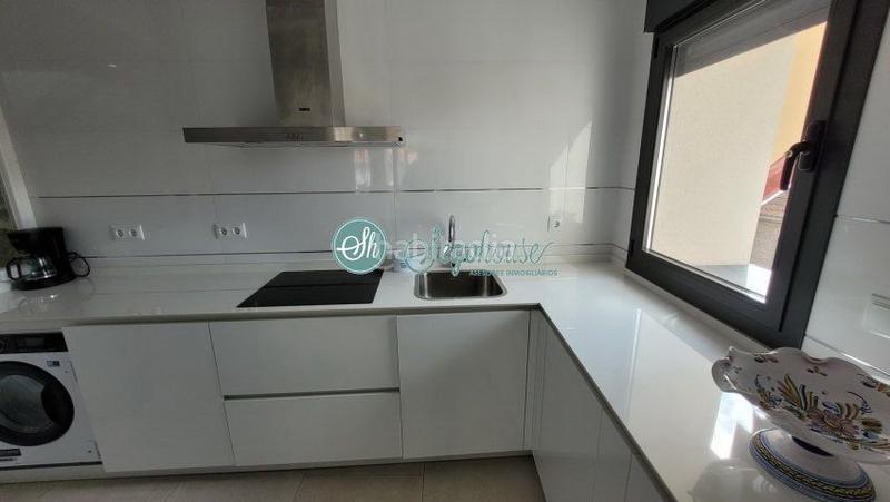 Foto 98ec20b2-c79f-4384-97f3-b975dc013052. Alquiler piso  en alquiler en san lorenzo, 5 dormitorios. en Segovia