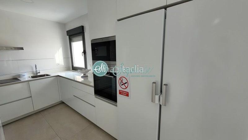 Foto 4026f10c-9c96-441d-a6ef-d854c80993bb. Rent flat with heating in San Lorenzo - San Marcos Segovia