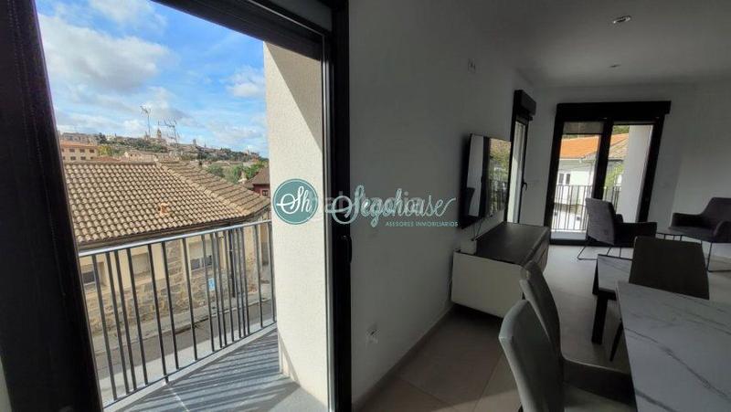 Foto 8807f8c0-daea-4f0b-8508-2d658d39542d. Rent flat with heating in San Lorenzo - San Marcos Segovia