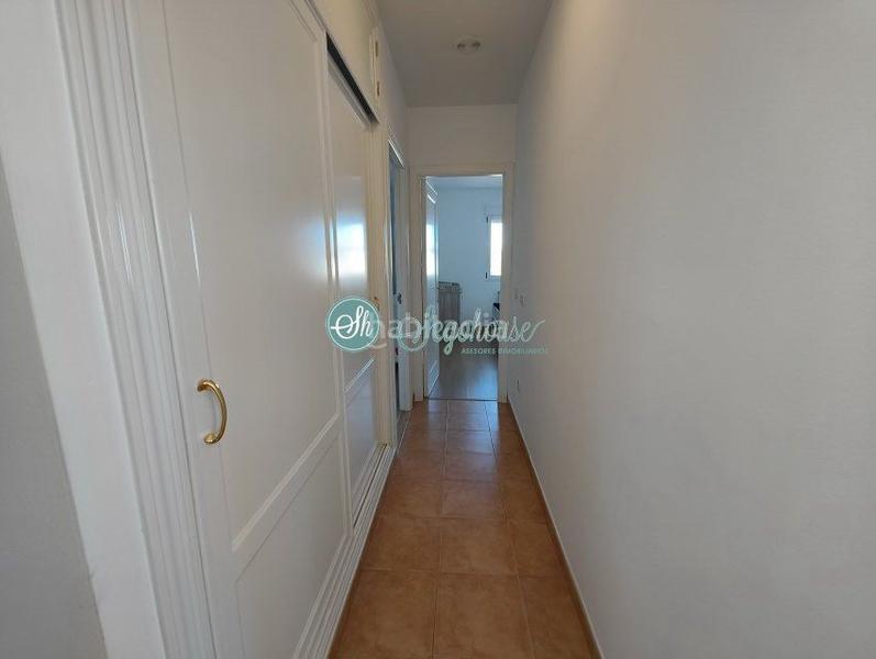 Foto 124f6131-7325-4154-9f4c-61aa2b22b712. Chalet avec chauffage parking dans Torrecaballeros