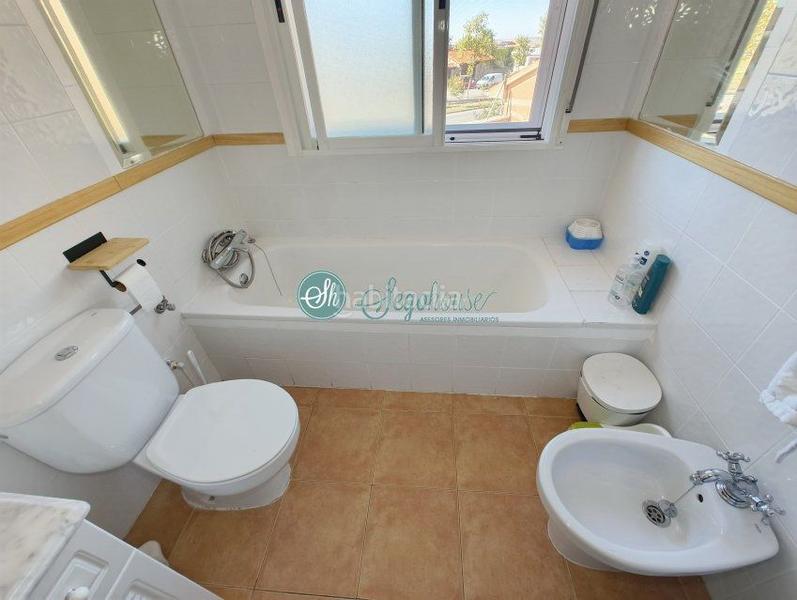 Foto 3f477026-e7dc-4ad6-aa5b-c84daa031816. Chalet avec chauffage parking dans Torrecaballeros