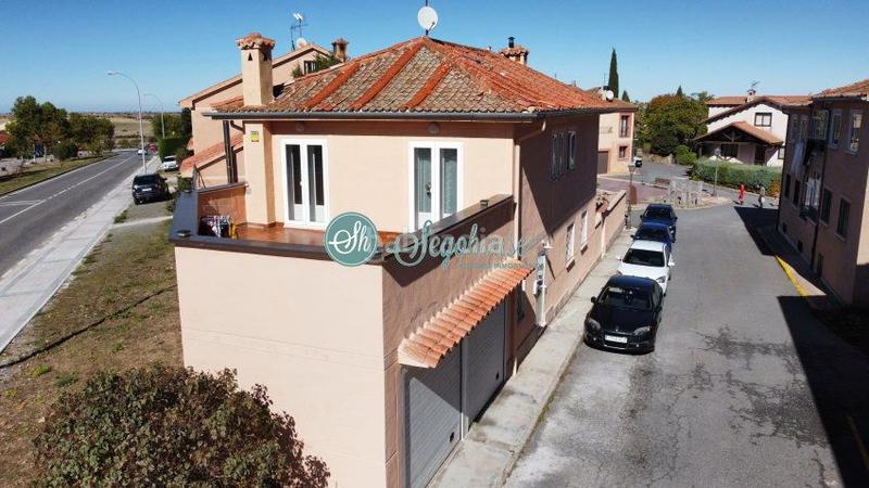 Foto 44257cc1-7ab1-4b12-97a5-72283a416696. Chalet avec chauffage parking dans Torrecaballeros