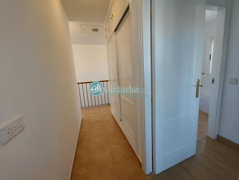 Foto 847a921b-1e87-4c48-80be-9bea4073b346. Chalet avec chauffage parking dans Torrecaballeros