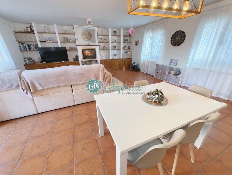 Foto e8b0dd4e-e681-488c-91cc-07912c9f61ca. Chalet avec chauffage parking dans Torrecaballeros