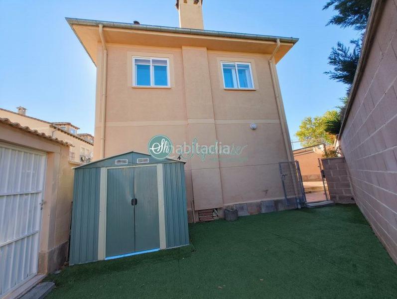 Foto f009e249-005f-405a-83fd-0daf1631a1be. Chalet avec chauffage parking dans Torrecaballeros