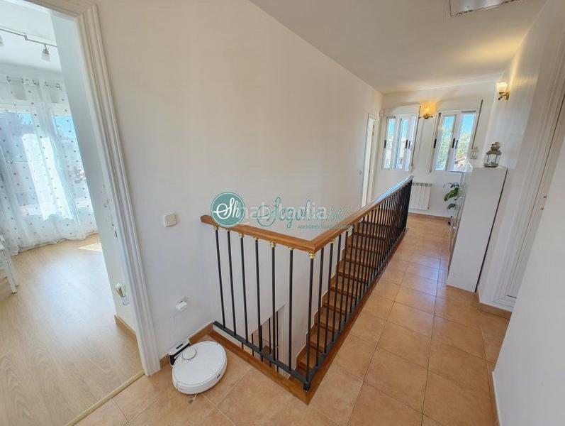 Foto f5babd40-4c13-4772-888e-180c6a5c137a. Chalet avec chauffage parking dans Torrecaballeros