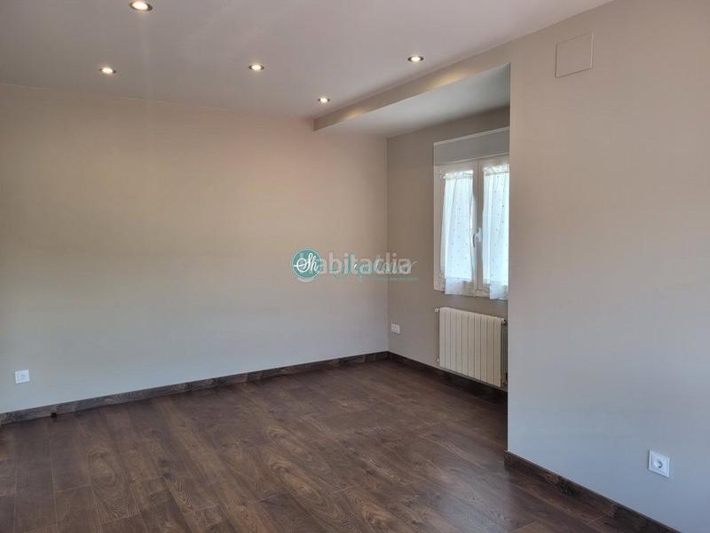 Foto 0c9e3402-f1c9-4b83-a663-e75d738c8baf. Location appartement avec chauffage parking dans Centro Segovia