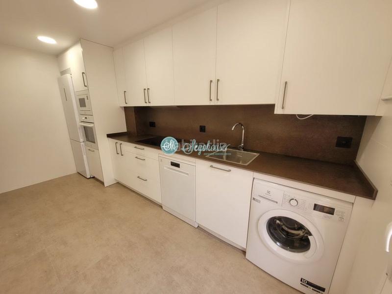 Foto 5b567a95-0c66-493c-a7a9-24edd114487e. Location appartement avec chauffage parking dans Centro Segovia