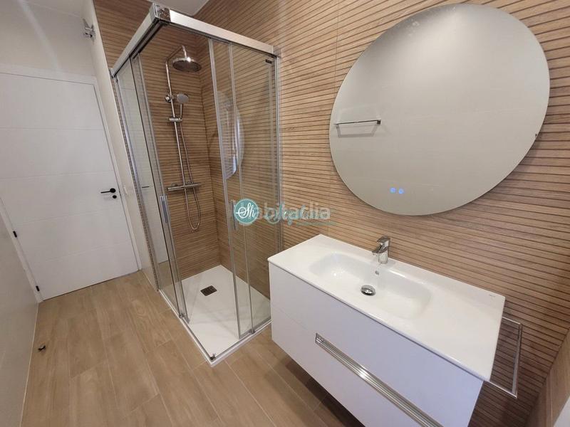 Foto 62332244-eb4b-44b2-80aa-e68f900d582d. Location appartement avec chauffage parking dans Centro Segovia