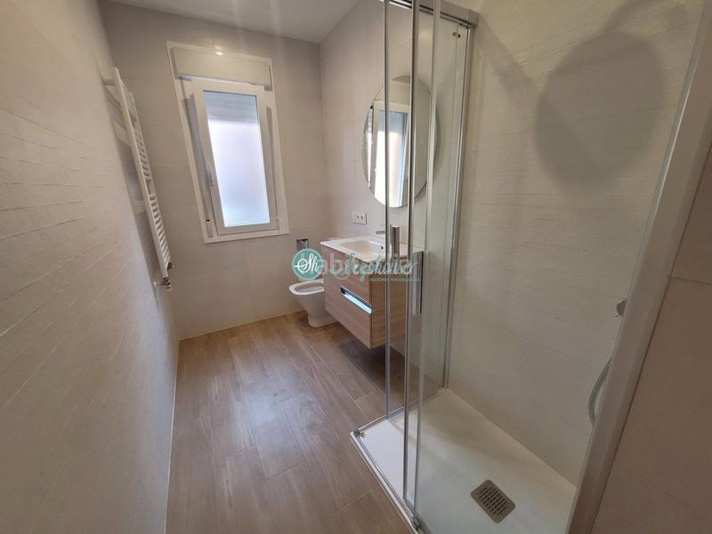 Foto 6304d292-c28b-4259-8c36-b6a60d2947e3. Location appartement avec chauffage parking dans Centro Segovia