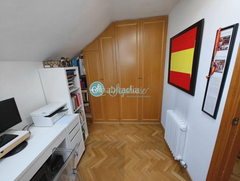 Foto 2383ef94-7c5d-400d-9321-461dae705e1a. Pis amb calefacció aparcament a Via Romana Segovia