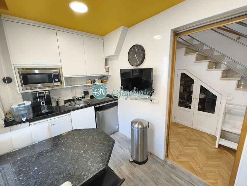 Foto 7063996e-7350-4068-b798-6dfdb9216530. Pis amb calefacció aparcament a Via Romana Segovia