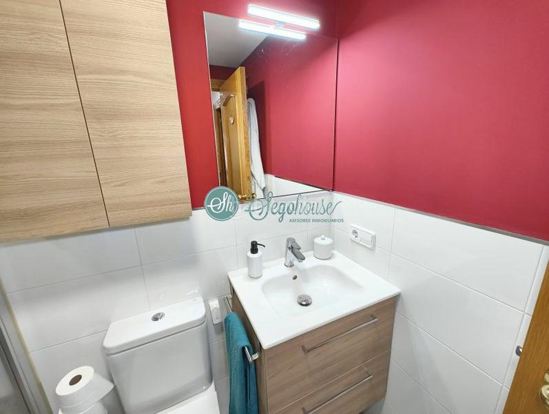 Foto 7dfbe49d-4990-43a8-b21f-6f94519d95d3. Pis amb calefacció aparcament a Via Romana Segovia