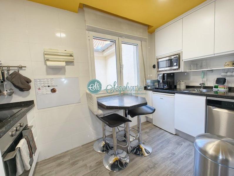 Foto 91c51a00-50bf-42fa-a207-85a3919cabfc. Pis amb calefacció aparcament a Via Romana Segovia