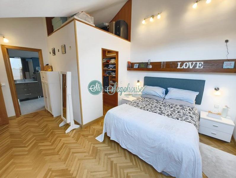 Foto aa77a7e1-c55f-45a1-b656-28b1488bc5e6. Pis amb calefacció aparcament a Via Romana Segovia