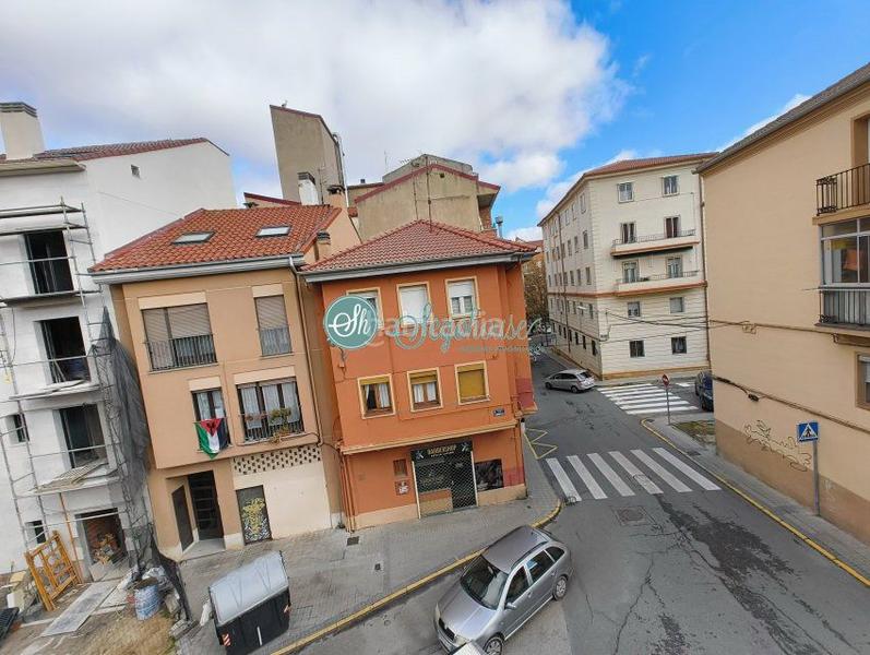 Foto 628d1c7a-db74-4cc9-83b1-1adc5d51efec. Appartamento con riscaldamento parcheggio in José Zorrilla - Padre Claret Segovia