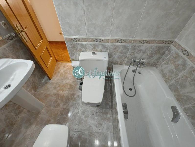 Foto 7054b941-605e-4e9b-9ac5-516401c5f68a. Appartamento con riscaldamento parcheggio in José Zorrilla - Padre Claret Segovia