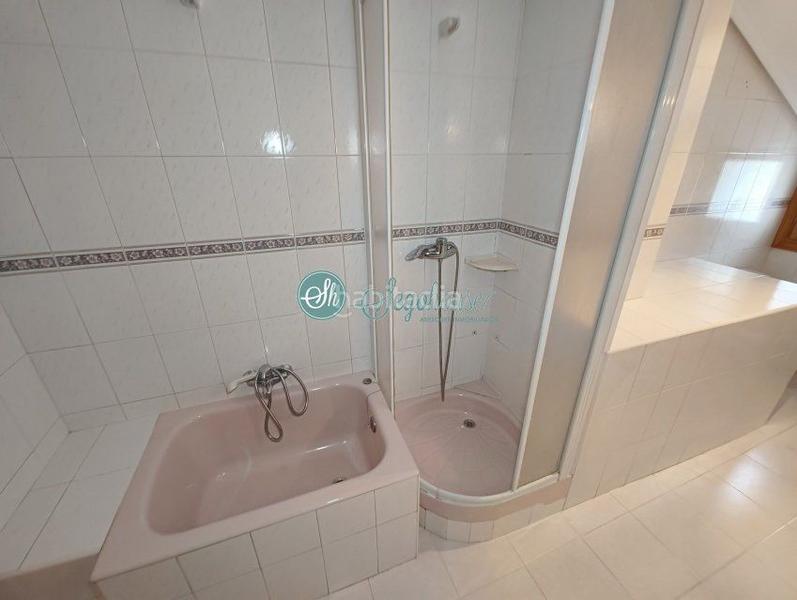 Foto 7f522b68-cdbc-43e8-9a2b-7ffb0a95c13b. Appartamento con riscaldamento parcheggio in José Zorrilla - Padre Claret Segovia