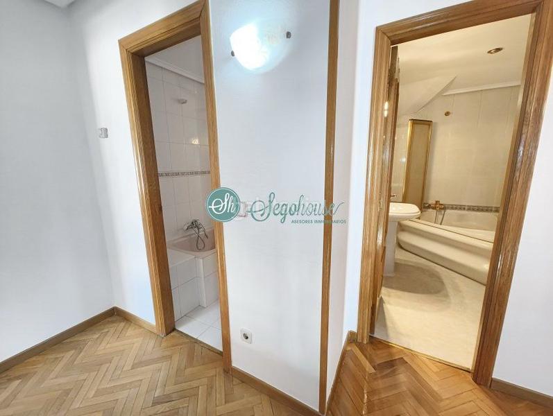 Foto c5902516-8e3a-4bbb-830d-5300edb030bc. Appartamento con riscaldamento parcheggio in José Zorrilla - Padre Claret Segovia