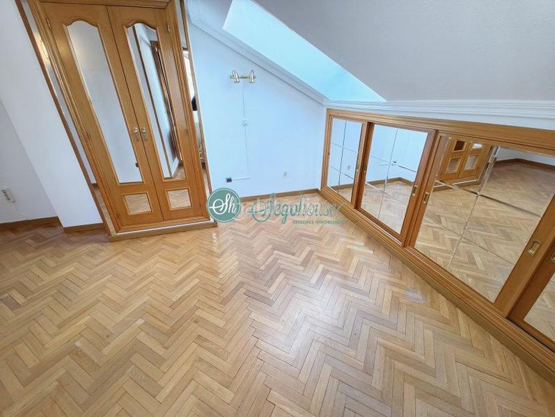 Foto f0d22ea4-120b-42e2-b9f9-c4e10ba87c91. Appartamento con riscaldamento parcheggio in José Zorrilla - Padre Claret Segovia