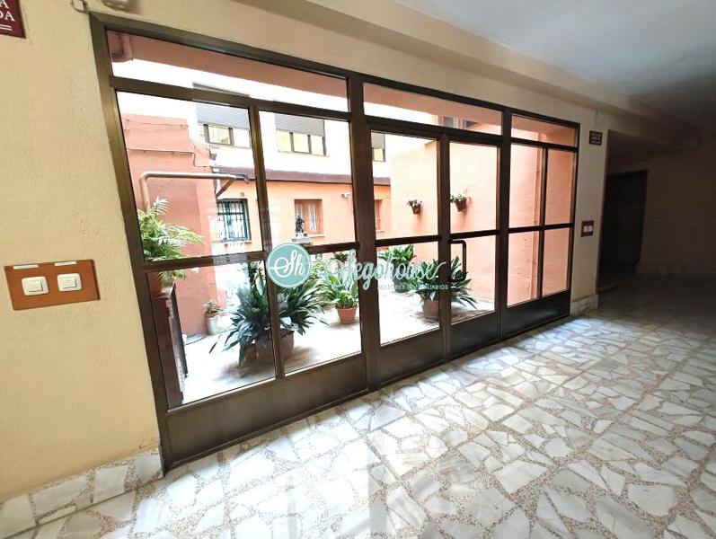 Foto e588088c-d3f4-4d5d-8fc1-f69bc047ef13. Appartement avec chauffage dans José Zorrilla - Padre Claret Segovia