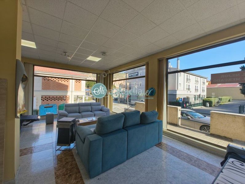 Foto 26ab8443-9245-476f-a1b5-5168190e0f8c. Rent business premise in Lastrilla (La)