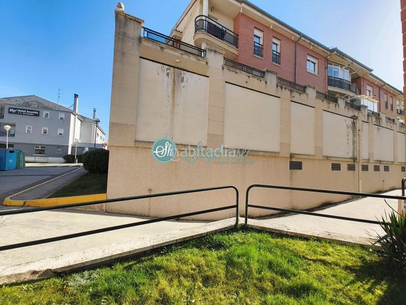 Foto 357a22fc-8458-4738-89e5-a981e268b1ea. Rent business premise in Lastrilla (La)