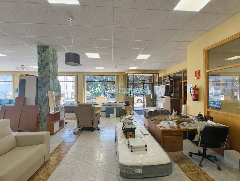 Foto 40e55f7a-824d-4f08-bf66-a4a604787a36. Rent business premise in Lastrilla (La)