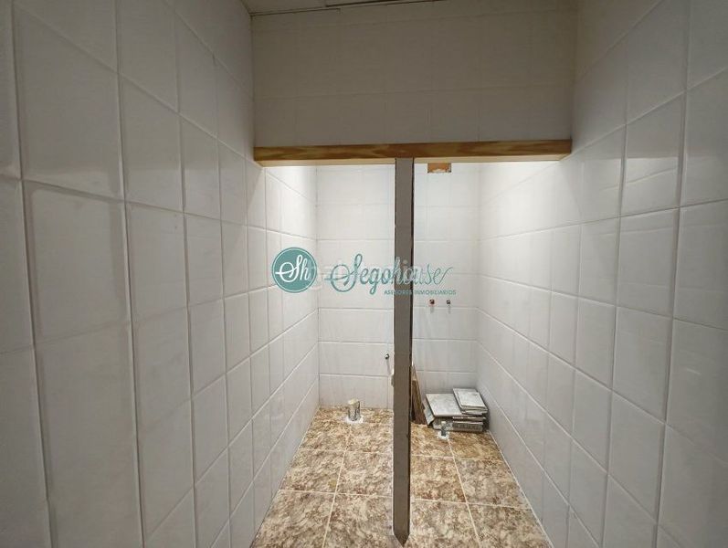 Foto 6973fd77-56fb-41a1-a7ab-33fa3bf69f72. Rent business premise in Lastrilla (La)