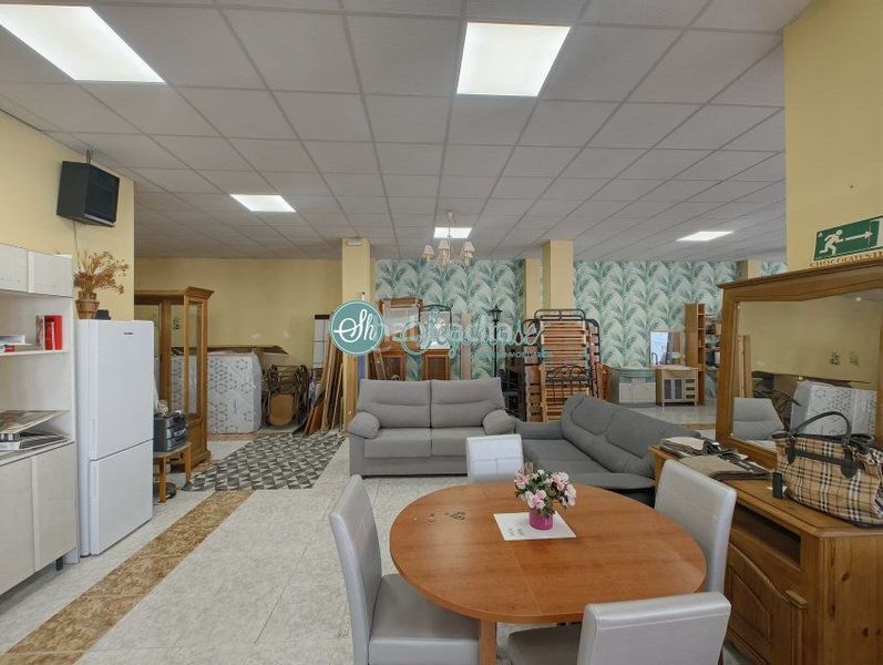 Foto 7ad020b8-fade-4ad3-9ca1-d43fef35bc1f. Rent business premise in Lastrilla (La)