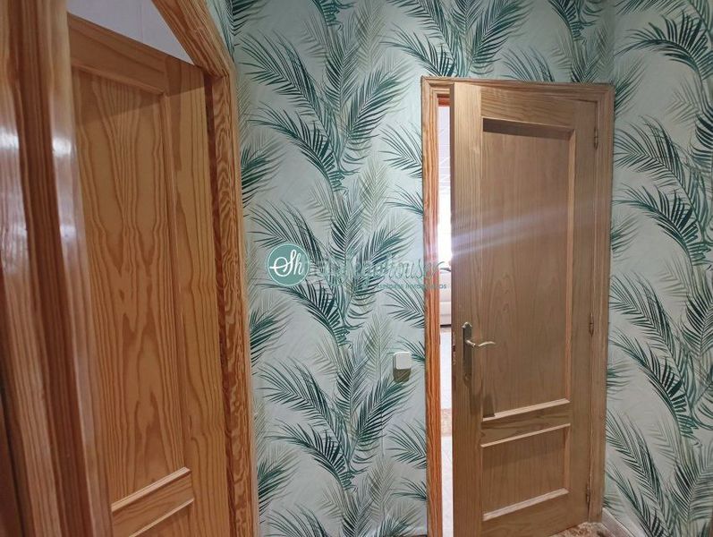 Foto a880c9a5-3c86-49df-9e5c-f35a554031b5. Rent business premise in Lastrilla (La)