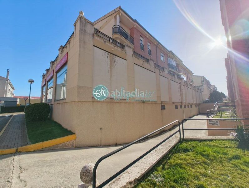 Foto baa1305d-8d00-498f-a815-7780d0560ac9. Rent business premise in Lastrilla (La)