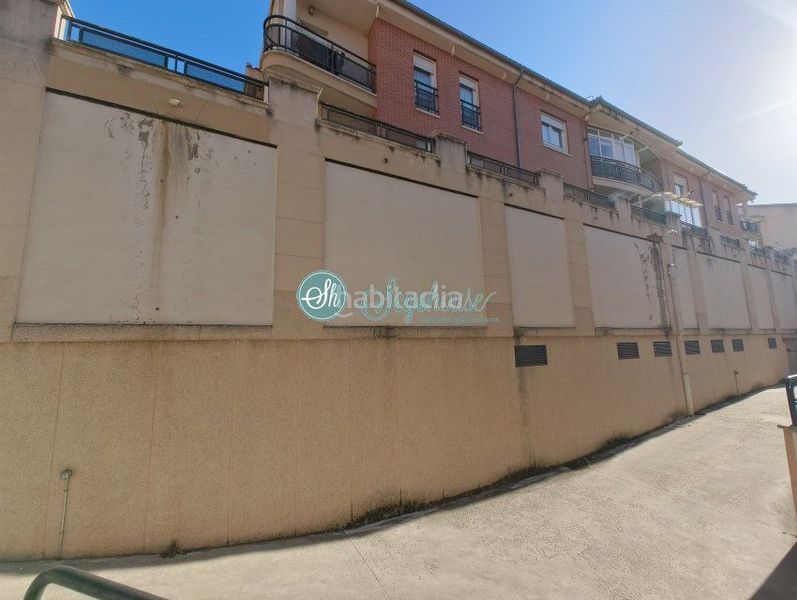 Foto dff2b11d-ca91-4920-9c07-1c34aca6497e. Rent business premise in Lastrilla (La)