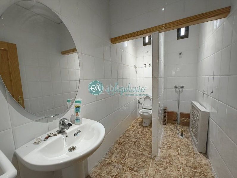 Foto e2246e36-79cf-4beb-8e9c-98ecc60dc0ee. Rent business premise in Lastrilla (La)