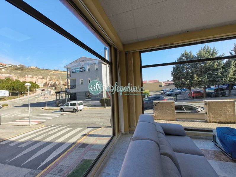 Foto e66f8138-1613-4588-b596-7068b720eea7. Rent business premise in Lastrilla (La)